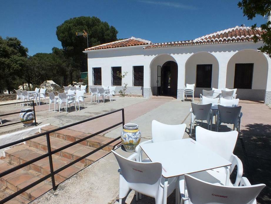 Camping Los Villares - Sierra De Cordoba Exterior photo